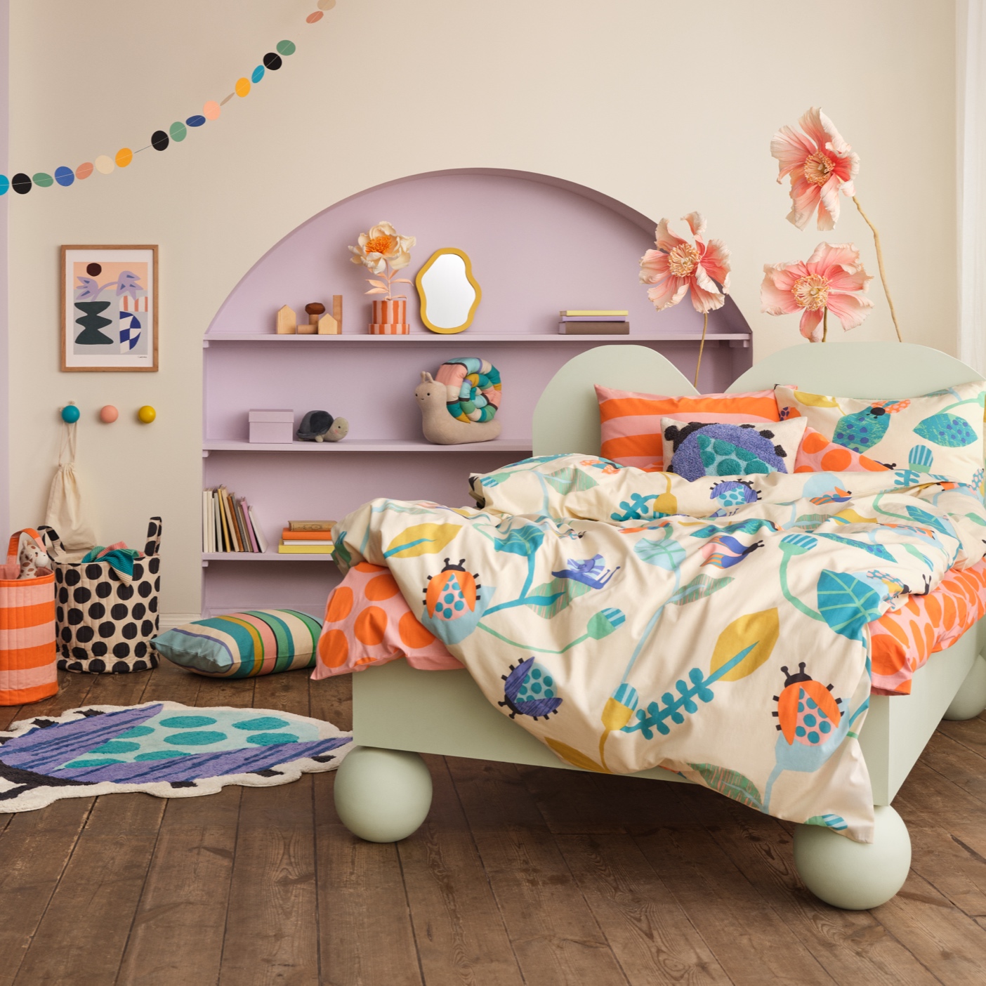 7017B-3x2-cool-colorful-kids-room