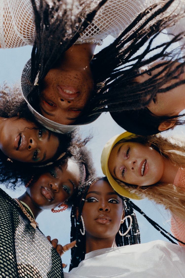 H M Offers Fashion And Quality At The Best Price H M Rs