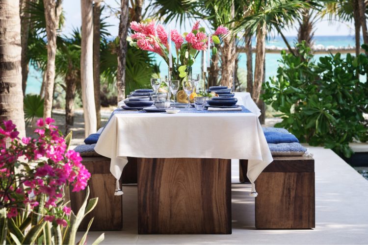 Introducing summer<br> <small>Get inspired by the ocean and the beach</small>