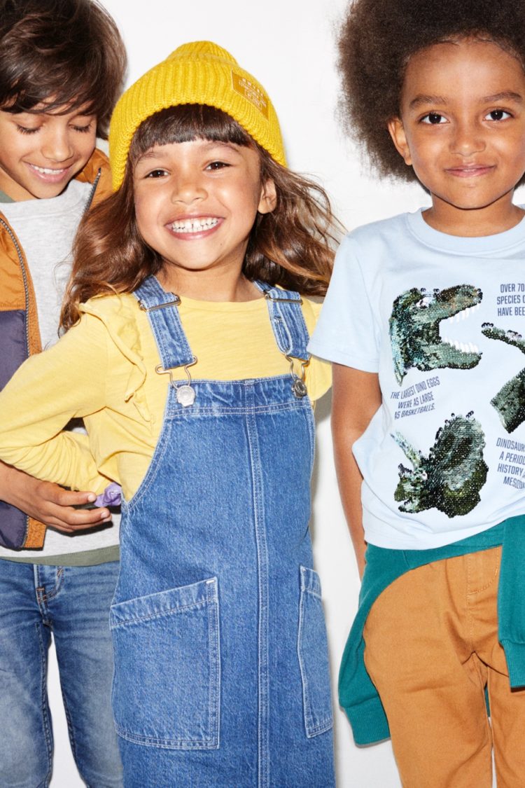 Back to school <br> <small>New season essentials from top to toe!</small>