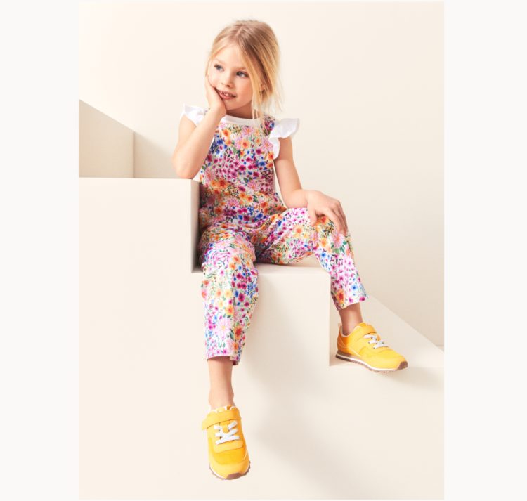 Angela McKay x HM H M MK
