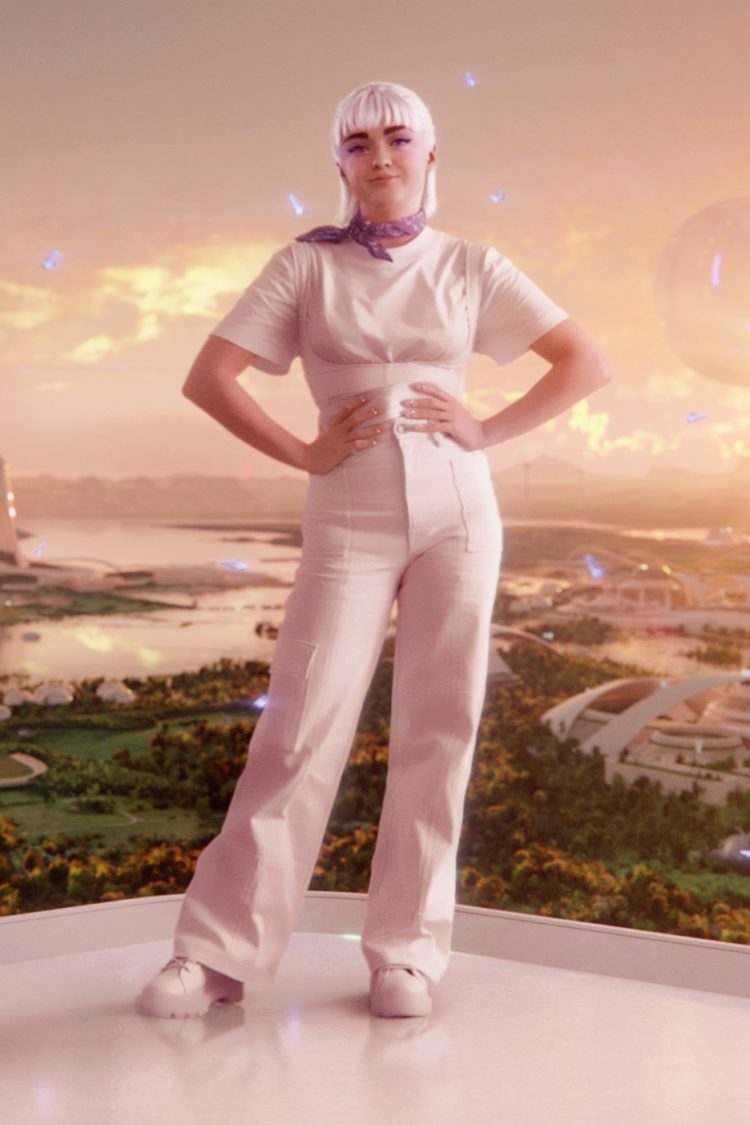 Looop it like Maisie Williams <br><small>Let’s change fashion together</small>