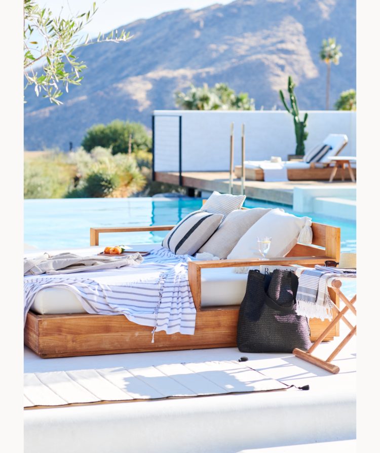 From sunrise to sunset <br><small>Make your home ready for some stylish outdoor living!</small>