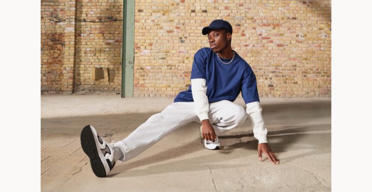 Blank Staples. Made stronger. <br><small>New styles. New colours. Same premium feel.</small>