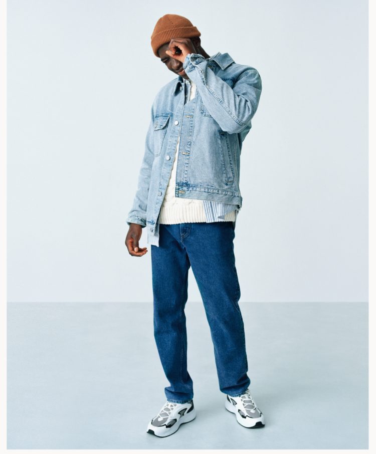 September: The relaxed jeans <br><small>A fresh take on a ’90s classic</small>