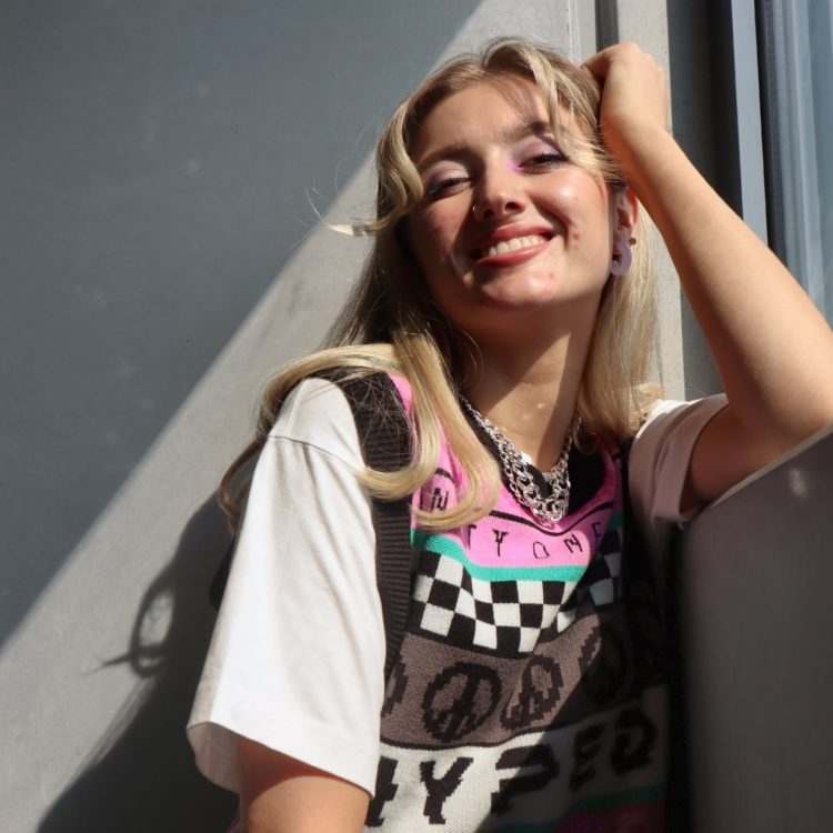 Current crush by @izzierodgers