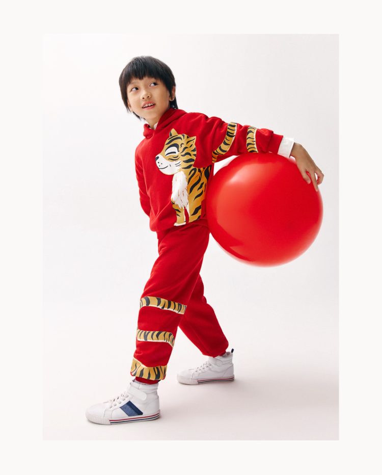 Playtime cheer for the new year <br><small>Brother, sisters or cousins — celebrate with everyone, big and small!</small>
