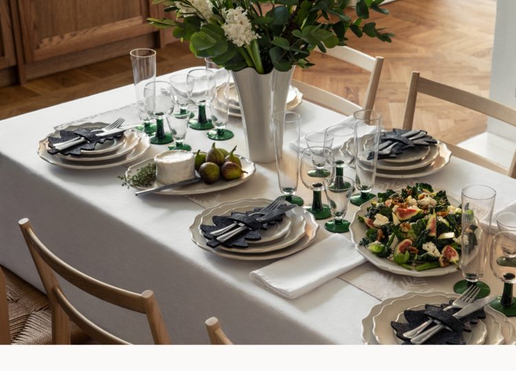 Setting the holiday table — 3 styles <br><small>Discover three stylish table settings for the festivities ahead</small>