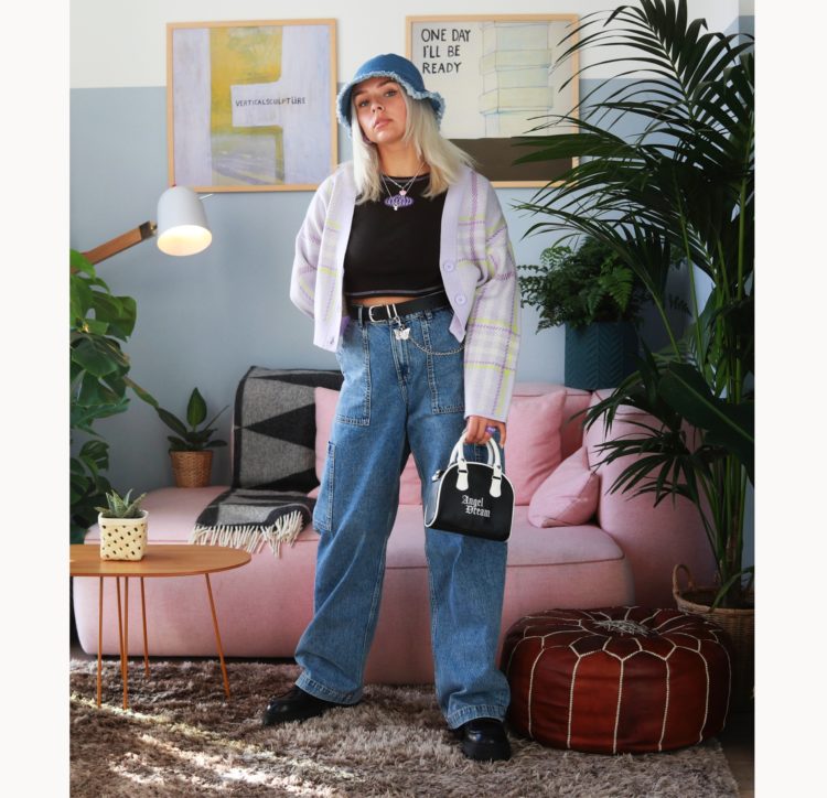 Play with spring styles <br><small>Create your own looks with this season’s trends</small>