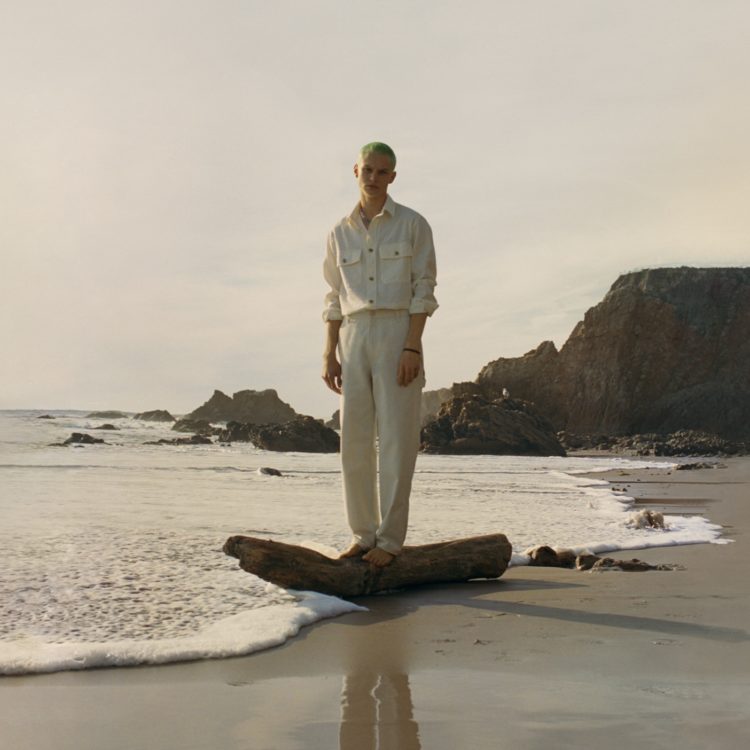All set for summer: The Linen Collection <br><small> Embrace the wrinkles. Cool and comfy linen is this season’s must have.</small>