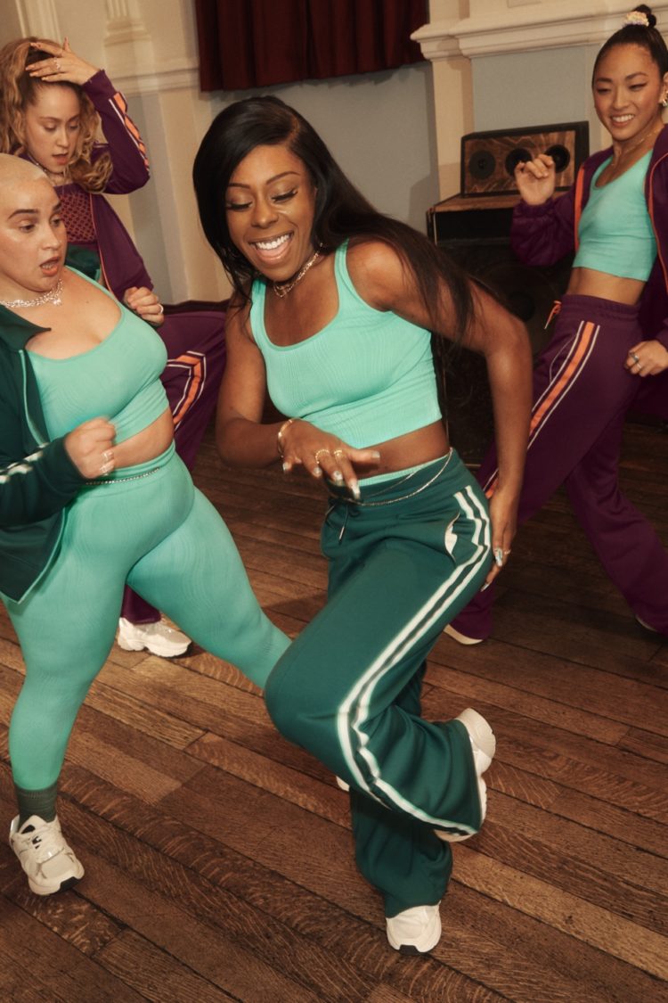 The Dancefloor is Open <br><small>Wiggle, bounce & twist in super-supportive jacquard pieces, timeless tracksuits and structured silhouettes, by H&M Move.</small>