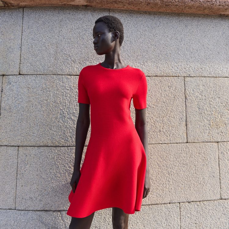 New Arrivals | A red moment