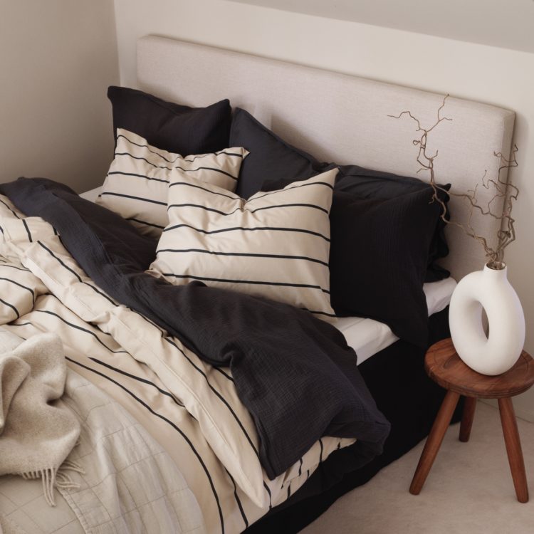 Cosy up<br><small>Turn your home into a comfort zone</small>