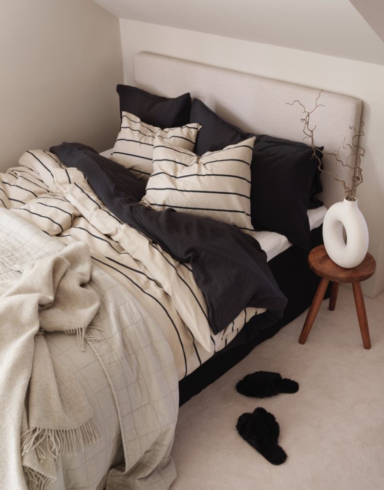 Cosy up<br><small>Turn your home into a comfort zone</small>